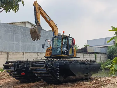 Ponton Amphibious Excavator 7,5 T